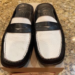 Cole Haan 2-tone leather slides